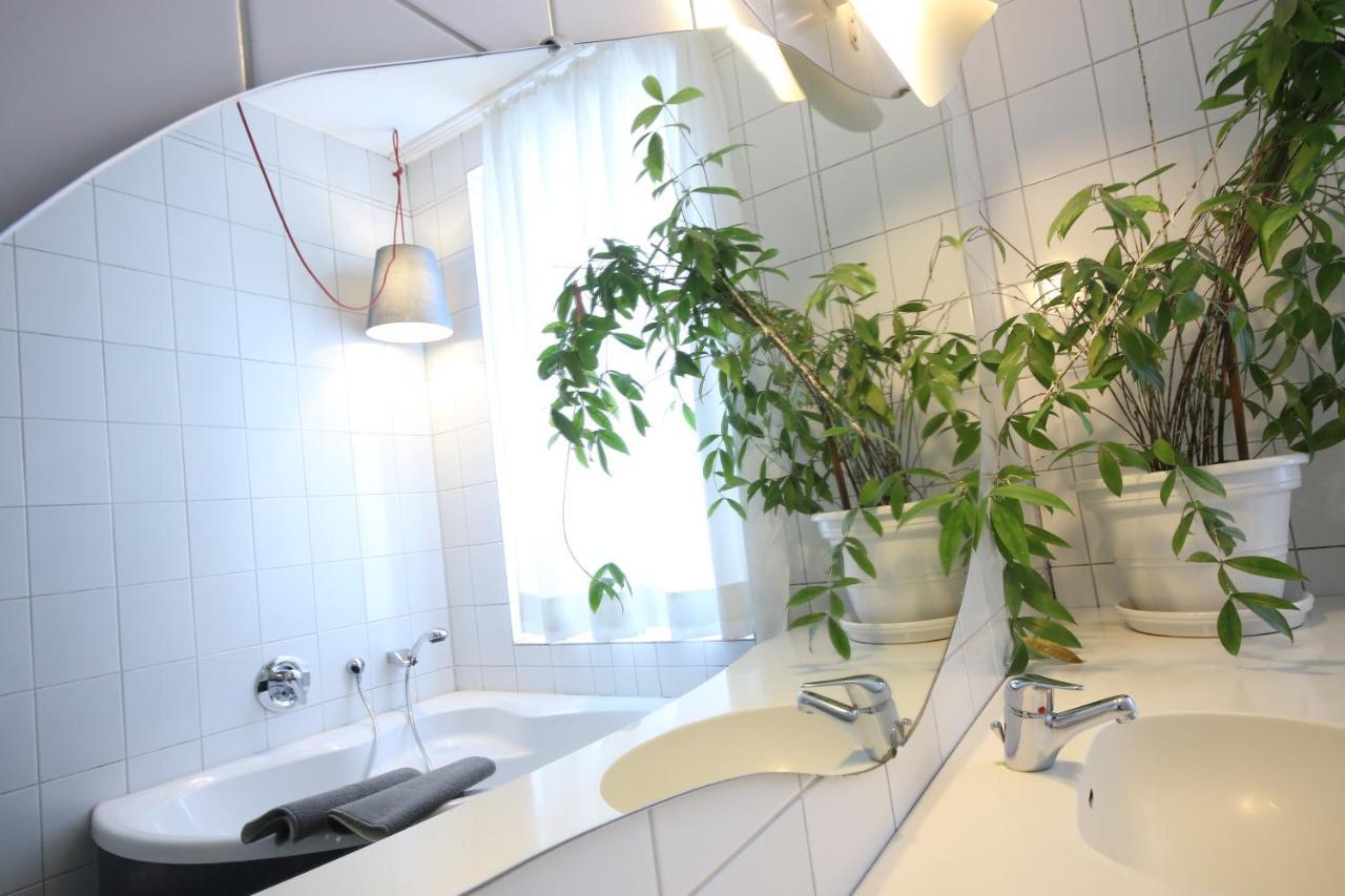 Moderne Studio Apartments Und 4 Zimmer Wohnungen In Oberhausen, Ideal Fuer Geschaeftsreisende Und Monteure Ngoại thất bức ảnh